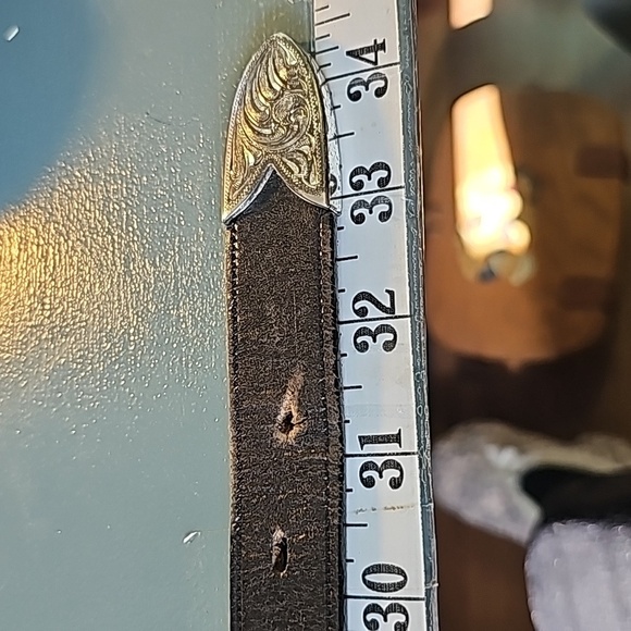 Nadine women's black leather belts w/ silverhearts strung w/ brown leather.‎ 28 - Picture 9 of 12